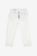Weisse Jeans mit Knöpfen