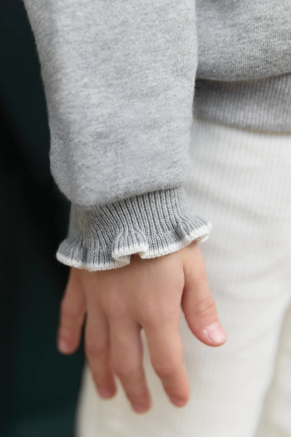 Pullover mit Bestickten Blumen
