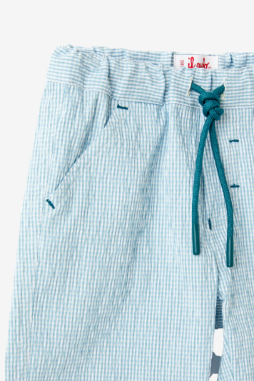 Hellblaue Mikro-Vichy-Shorts